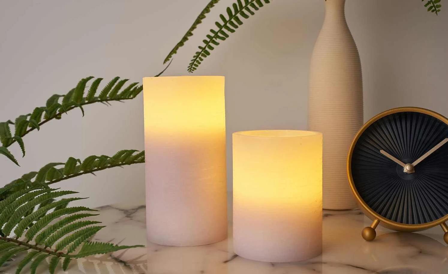 LED-Echtwachs-Kerzen 2er-Set, Flieder