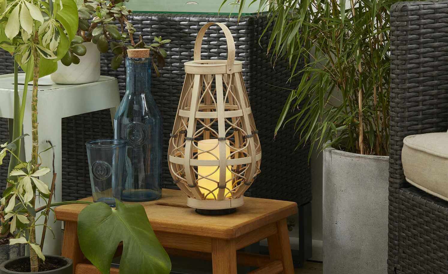 Trio Solar-Aussen-Tischleuchte, beige `klein´